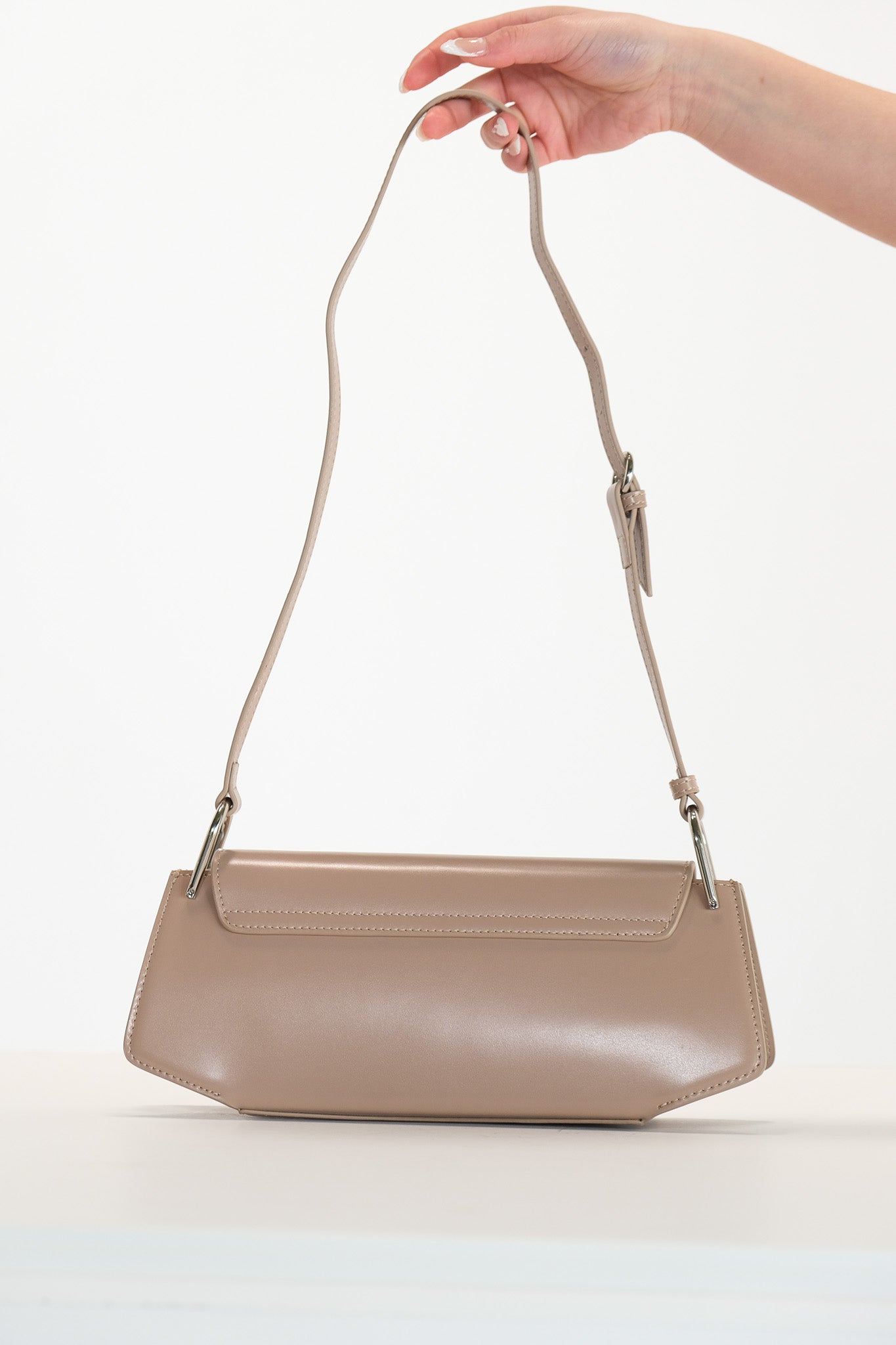 M068 / Hexagon Baguette