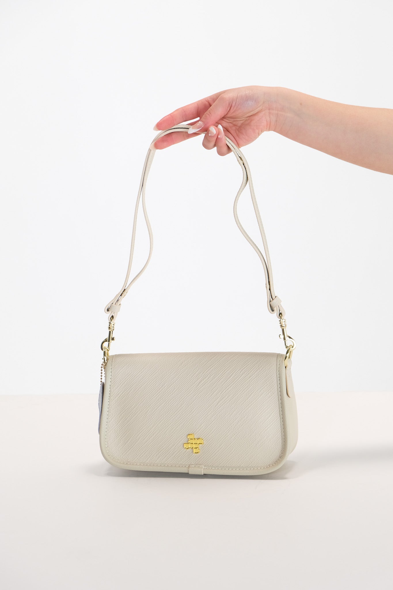 M008 / Flap Shoulder Bag