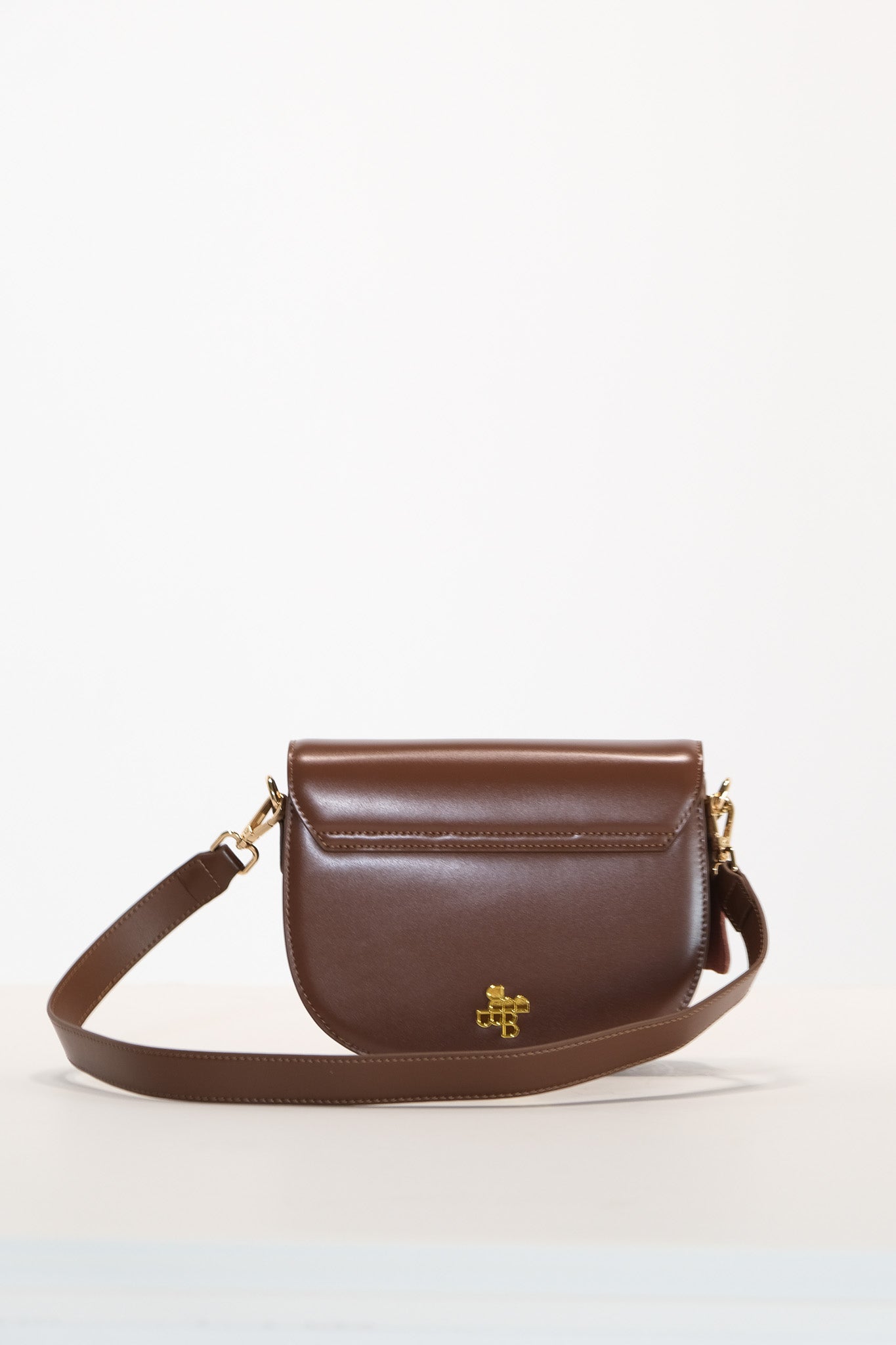 S060 / Vintage Buckle Saddle