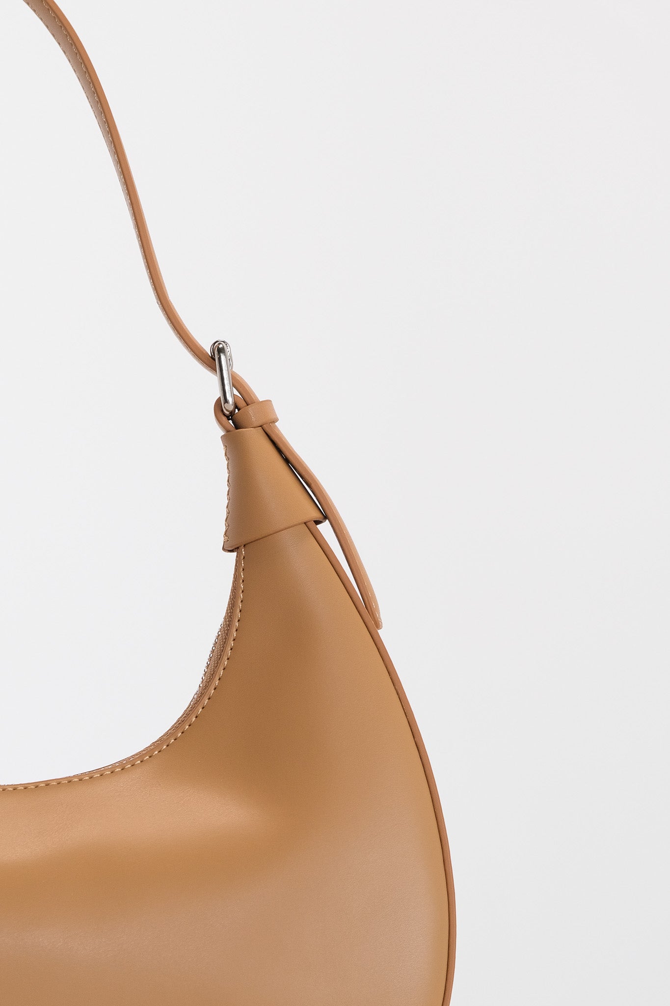 M001 / Half Moon Hobo Bag