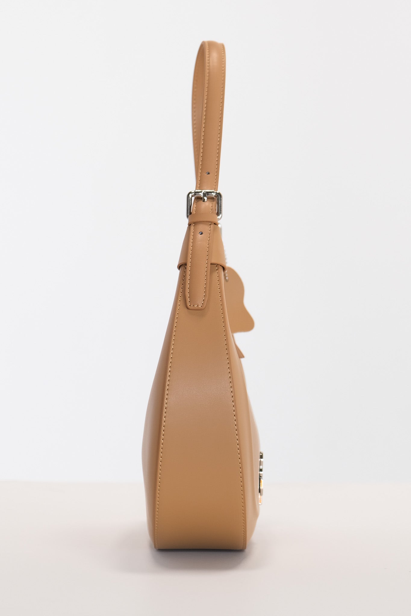 M001 / Half Moon Hobo Bag