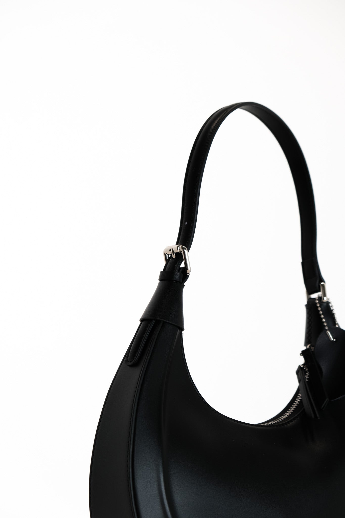 M001 / Half Moon Hobo Bag