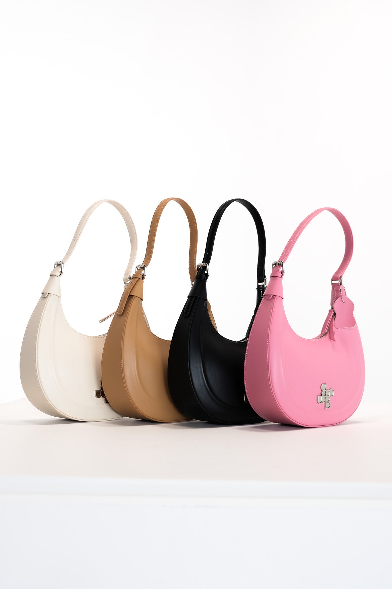 M001 / Half Moon Hobo Bag
