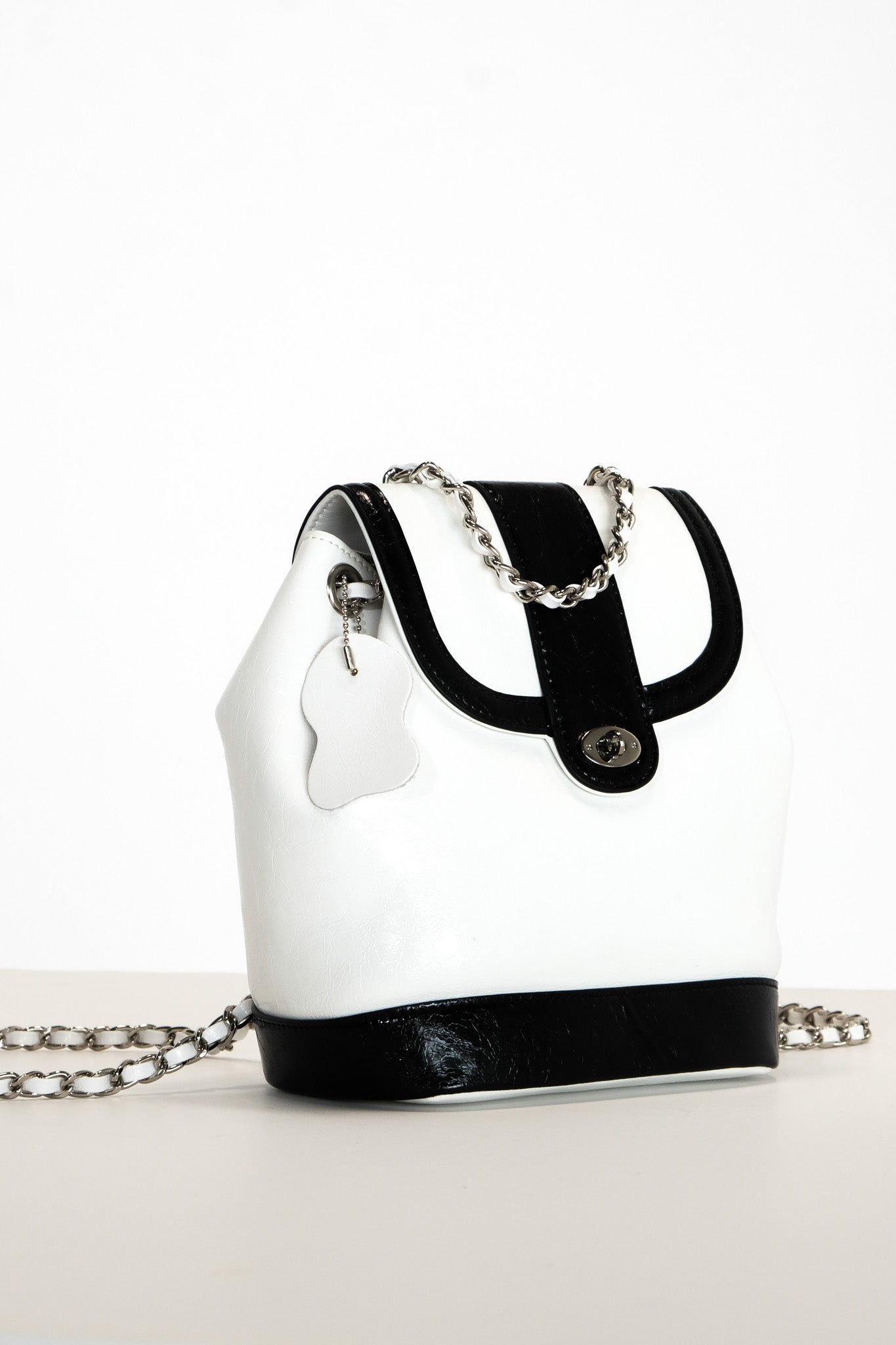 M055 / Saddle Backpack