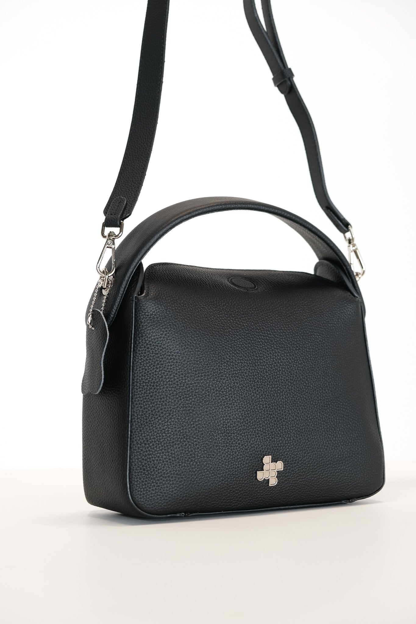 M034 / Squircle Crossbody Bag