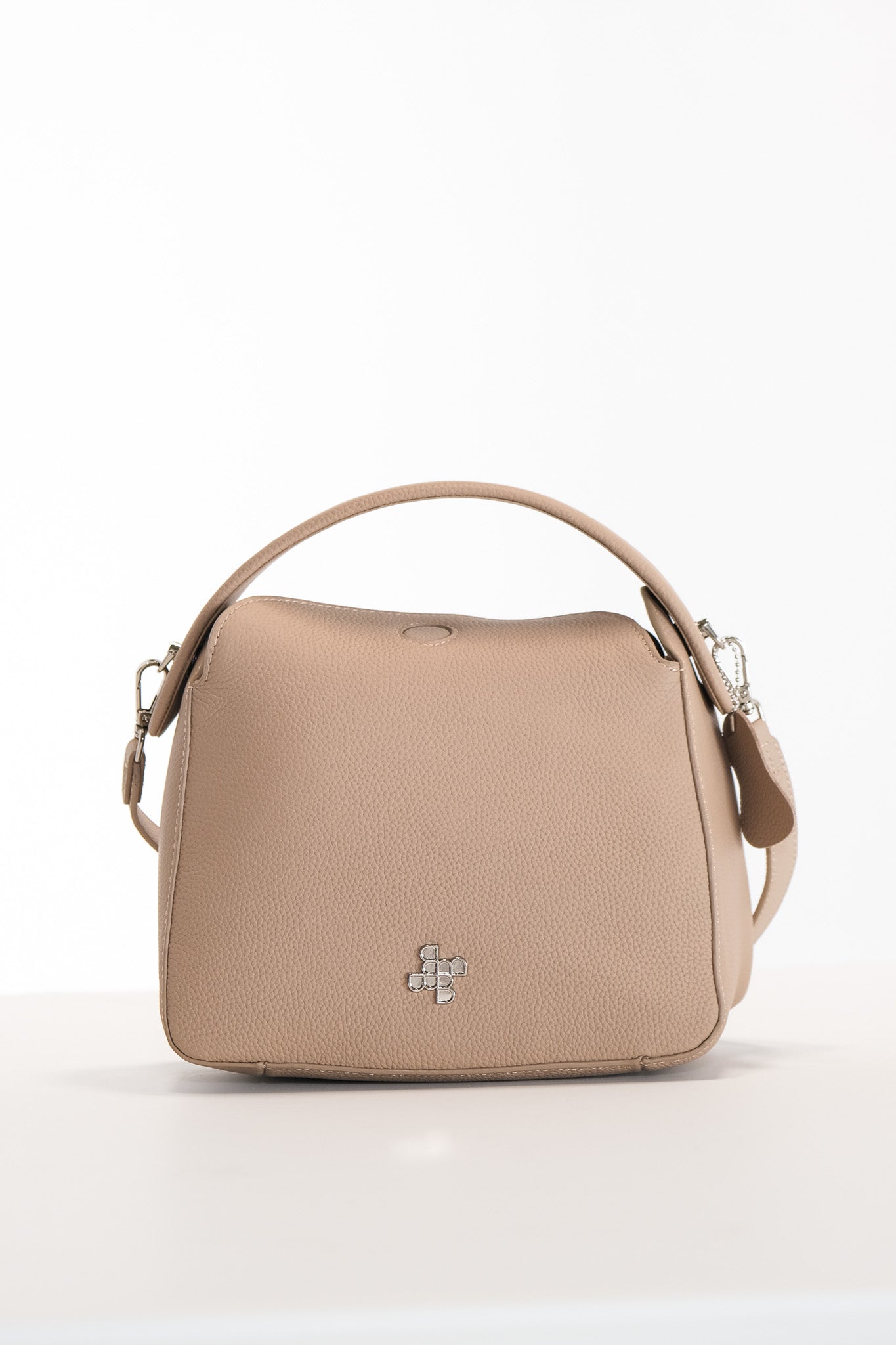 M034 / Squircle Crossbody Bag