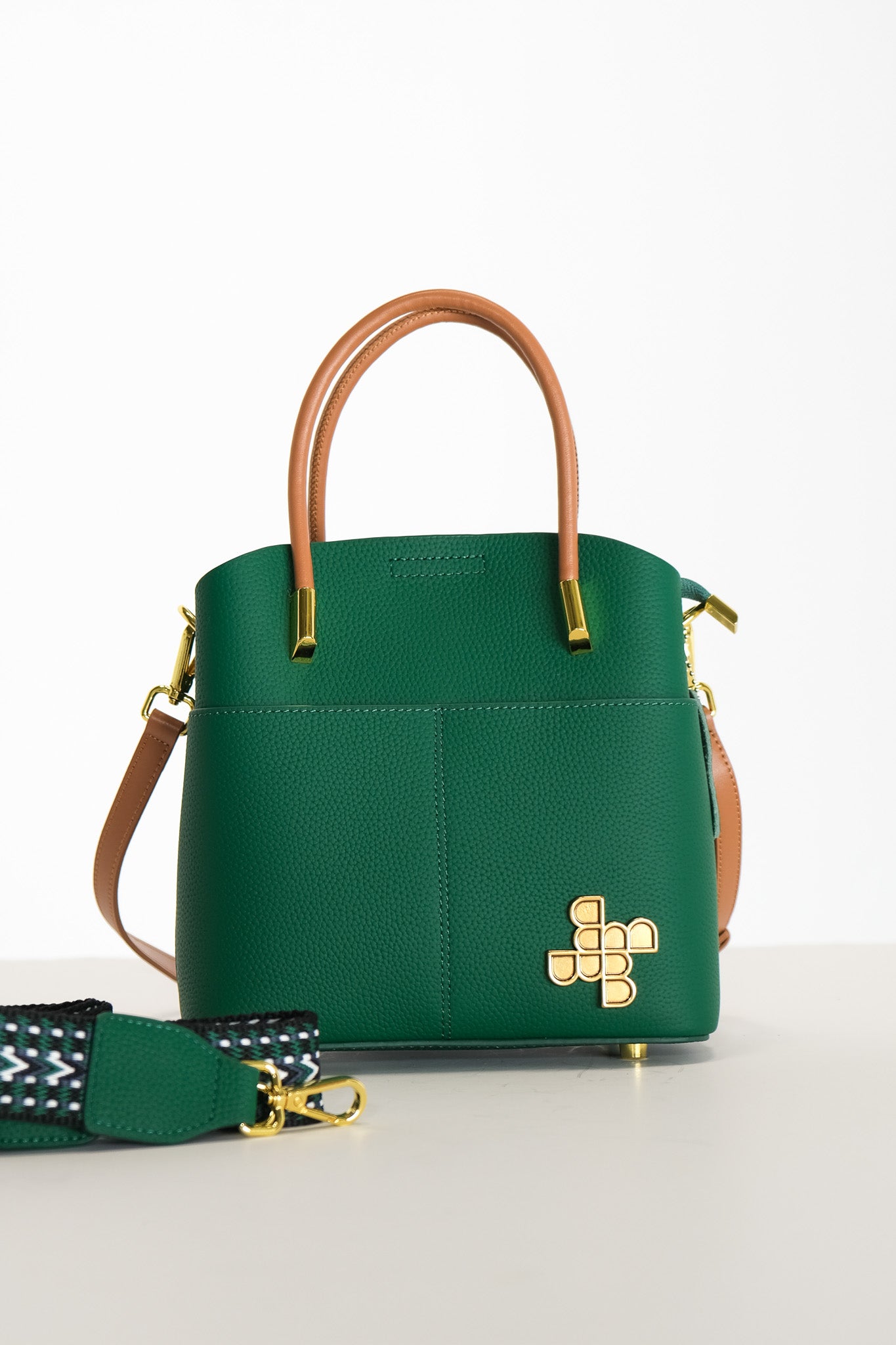 M053 / Slim Zipper Tote