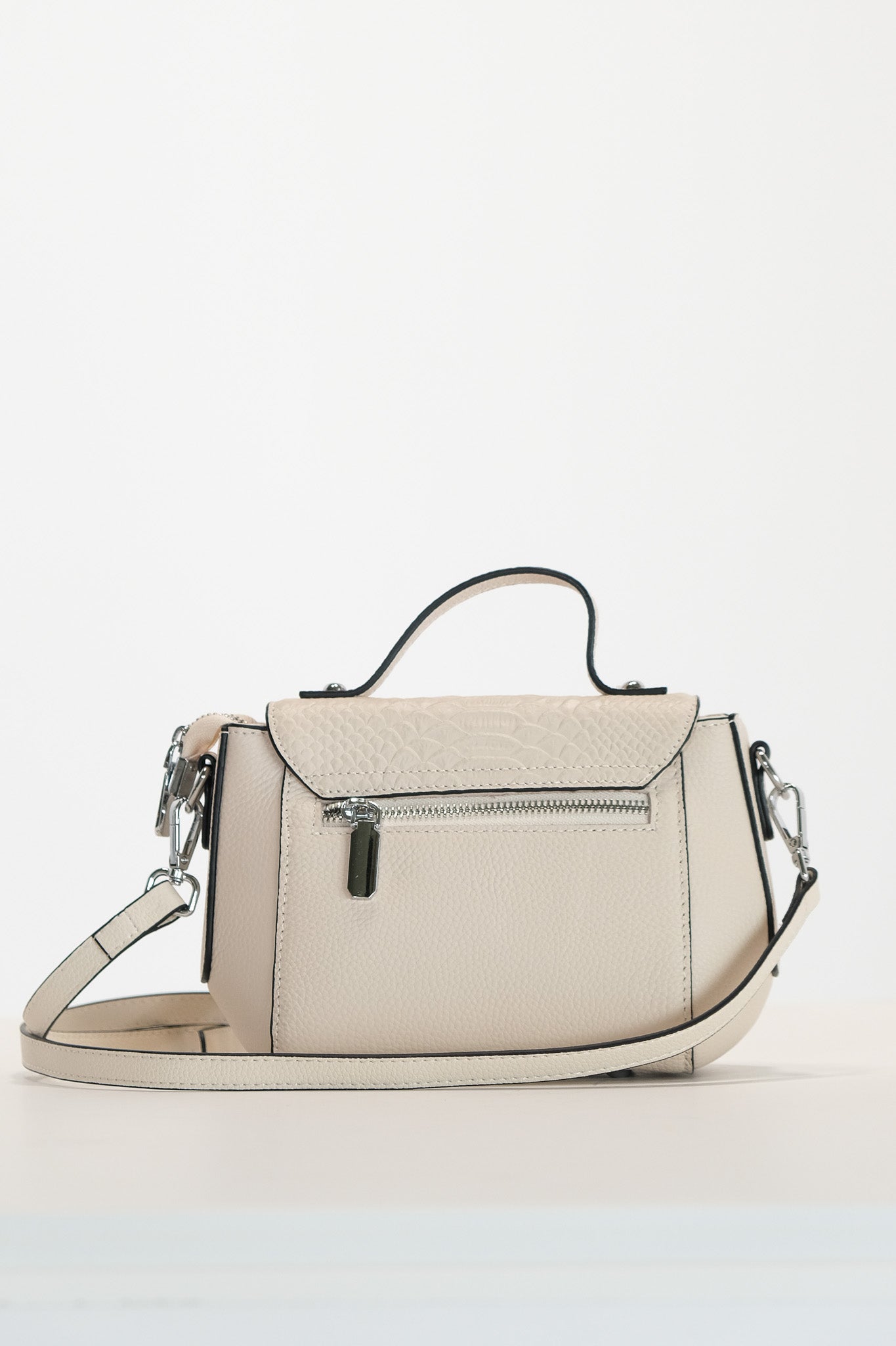 S067 / Accented Crossbody