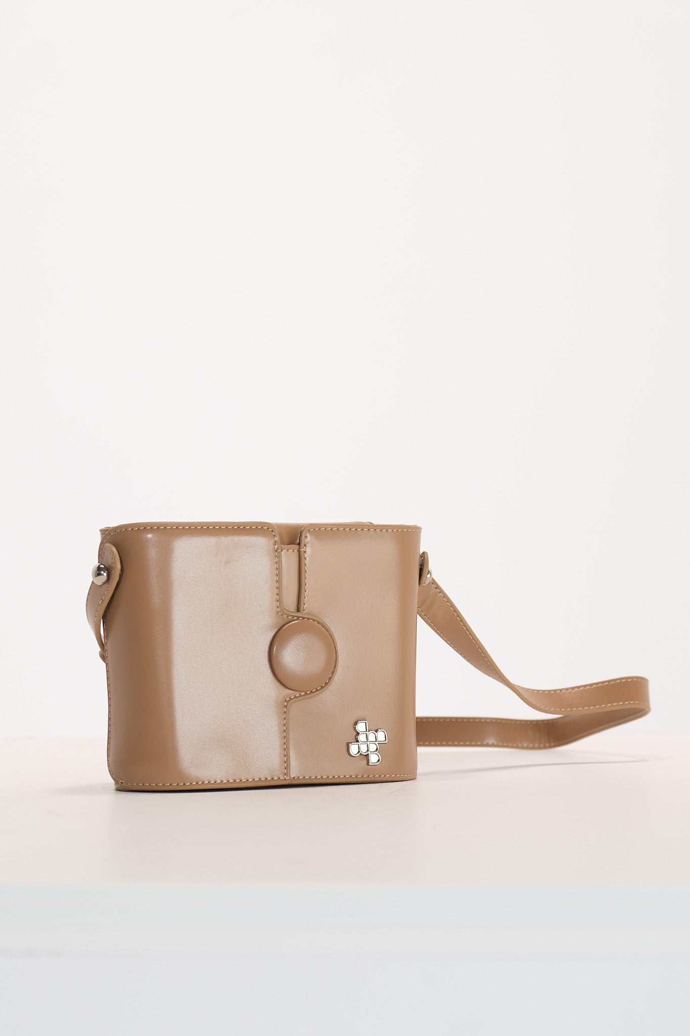 S017 / Slim Crossbody Bag