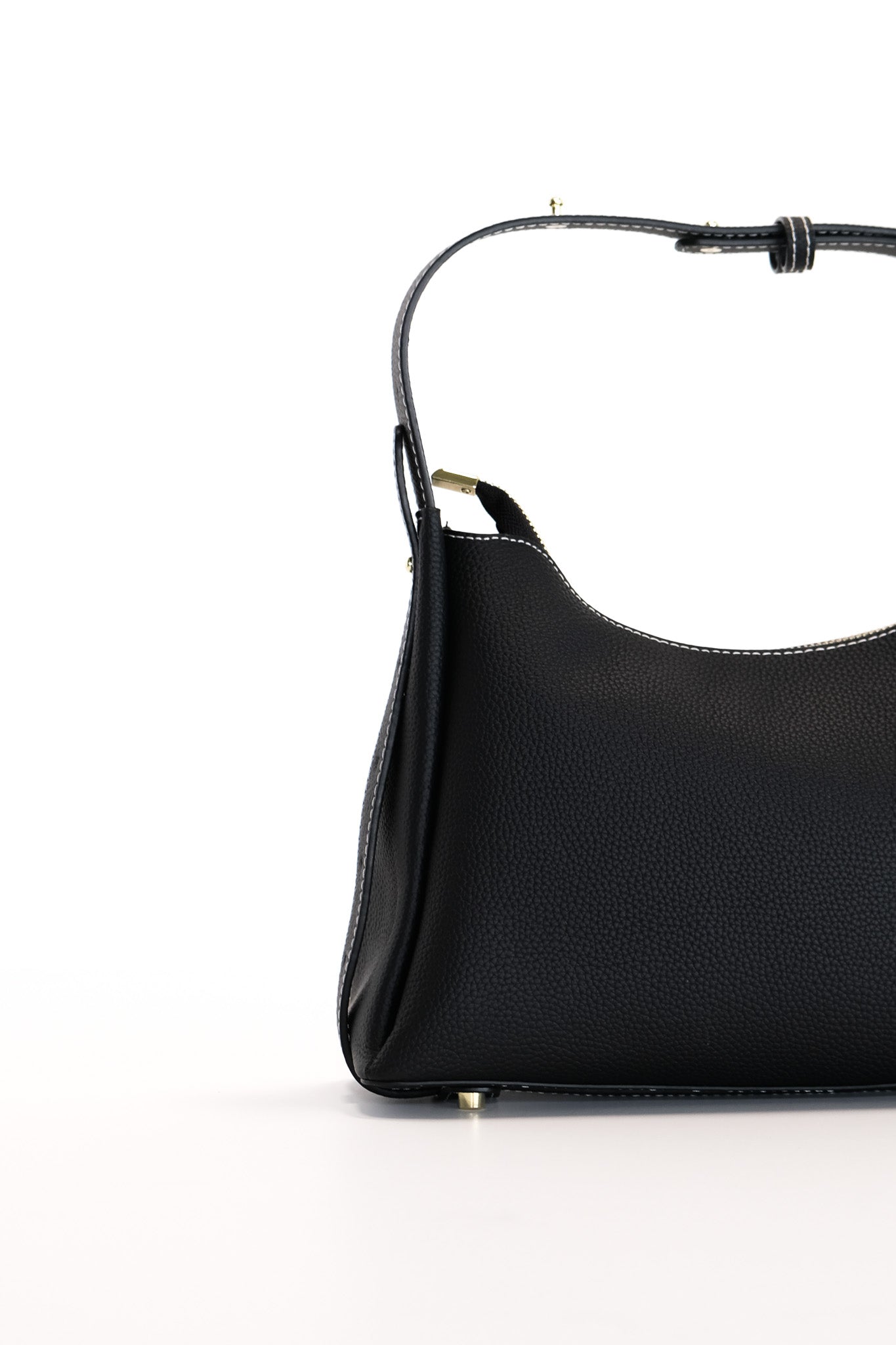 M016 / Arced Trapezoid Purse