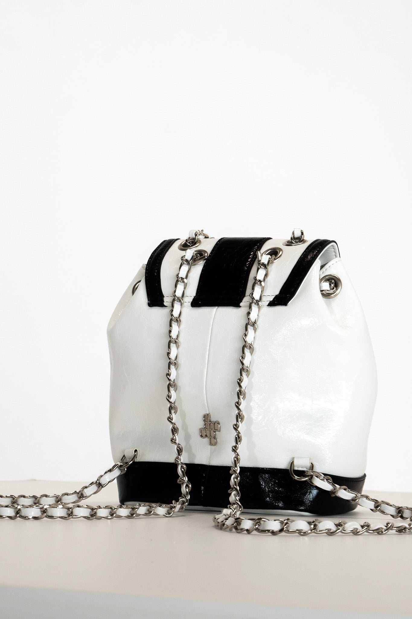 M055 / Saddle Backpack