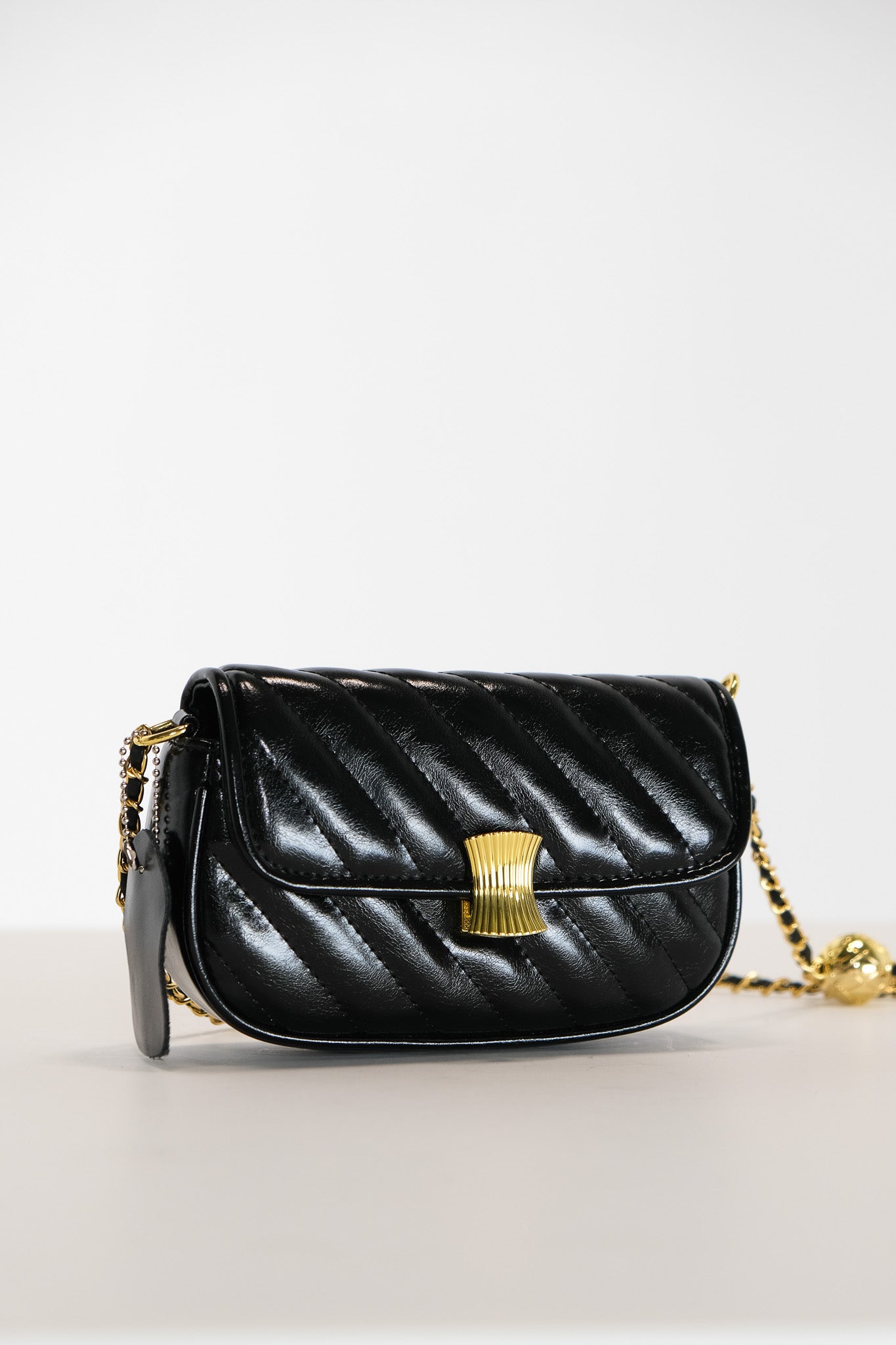 S050 / Twist-Quilted Bag