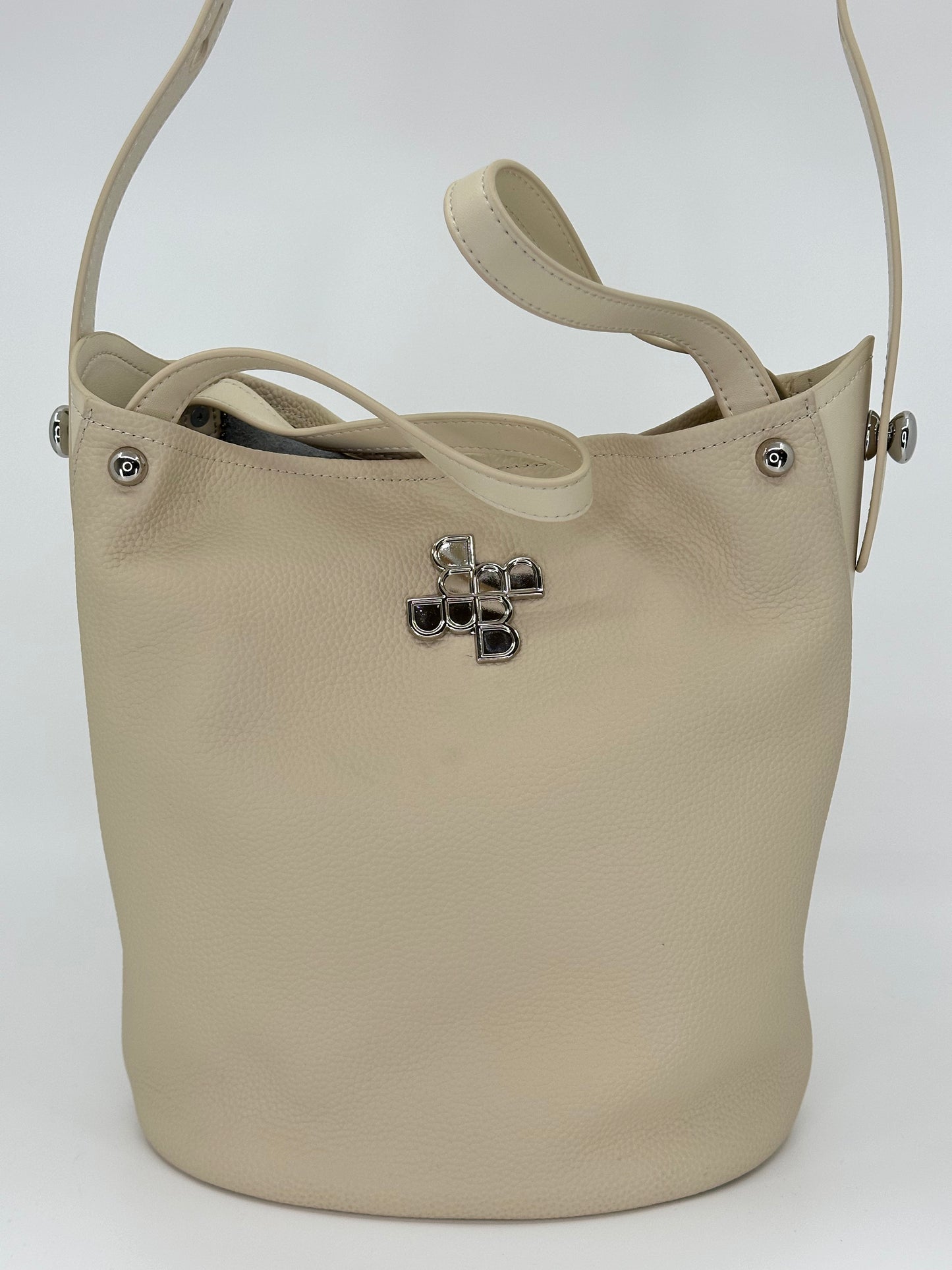 M007 / Bucket Tote